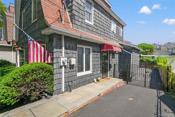 816 Throggs Neck EXPY, Bronx, NY 10465