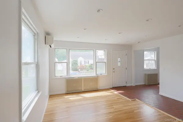 59 Wood ST #1st Floor, Lynbrook, NY 11563
