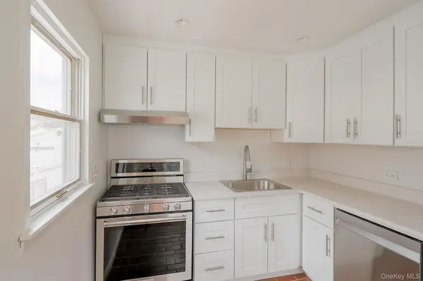 59 Wood ST #1st Floor, Lynbrook, NY 11563