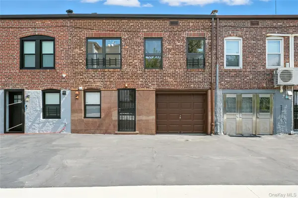 5958 69th PL, Maspeth, NY 11378