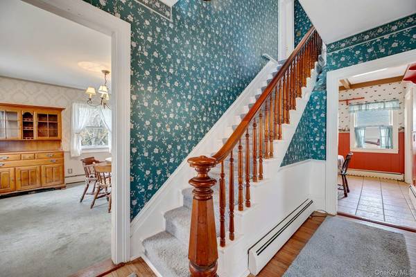 1760 Albertson LN, Greenport, NY 11944