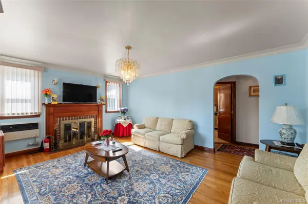 18 Butler PL, Yonkers, NY 10710