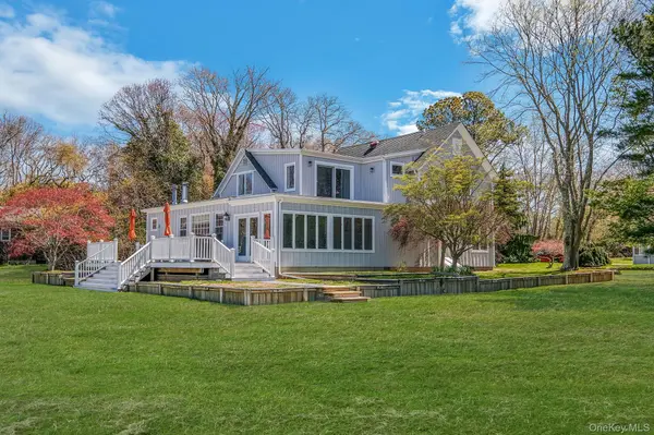 60A Union AVE, Center Moriches, NY 11934