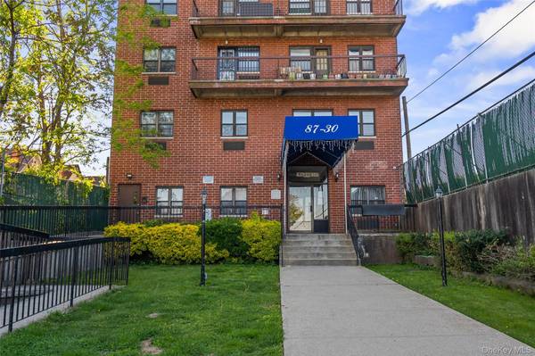 87-30 62nd AVE #10 C, Rego Park, NY 11374