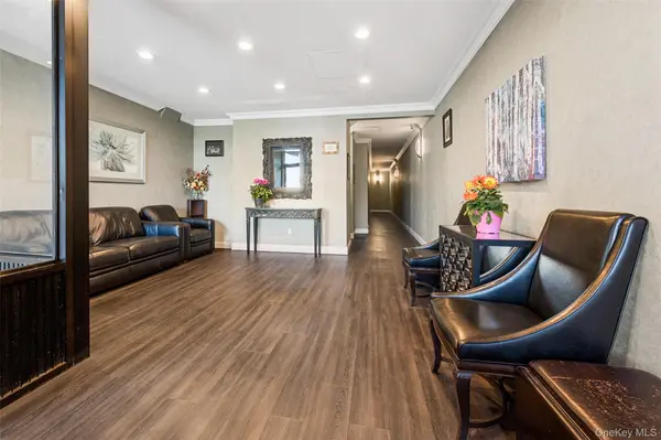 87-30 62nd AVE #10 C, Rego Park, NY 11374