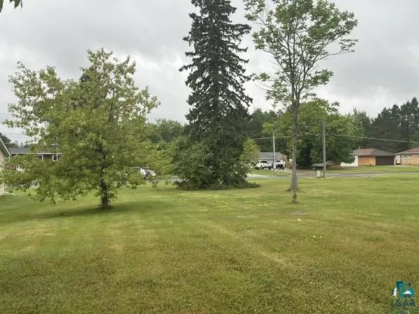320 S 1st Ave E, Aurora, MN 55790