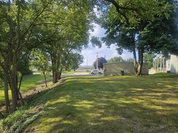 310 7th St. SE, Oelwein, IA 50662