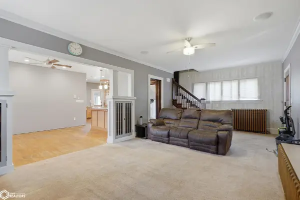 1305 N 7Th ST, Burlington, IA 52601