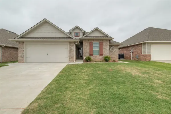 10524 SW 55th ST,  Mustang,  OK 73064