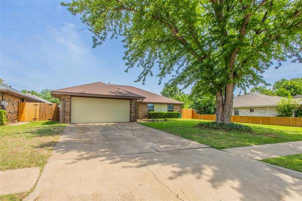 2813 Pinto TRL, Edmond, OK 73012