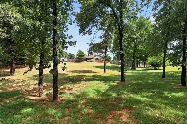 10616 SE 49th ST, Oklahoma City, OK 73150