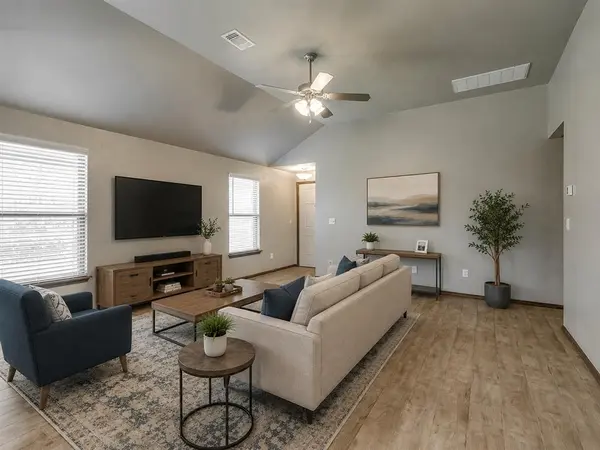 611 Red Cedar WAY, Norman, OK 73069