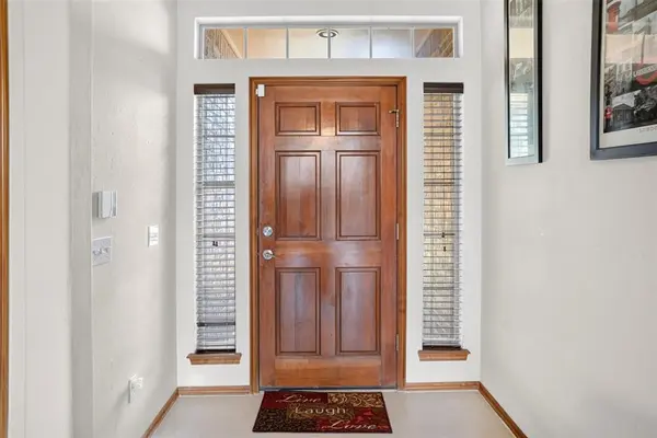 1717 Hemingway DR, Edmond, OK 73013
