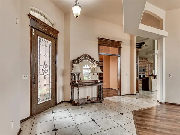 19605 Talavera LN, Edmond, OK 73012