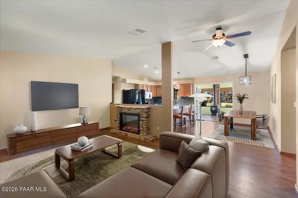 10817 E Turquoise CIR, Dewey-humboldt, AZ 86327