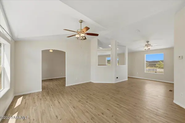 10603 S Cholla DR, Mayer, AZ 86333