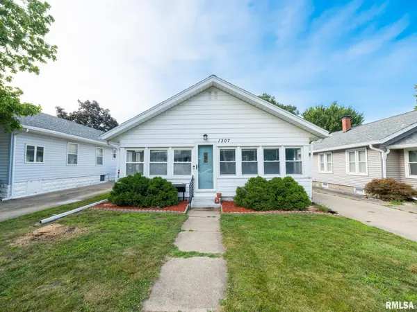1307 STATE ST,  Pekin,  IL 61554