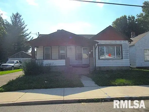 127 N CEDAR AVE, West Peoria, IL 61604-5615
