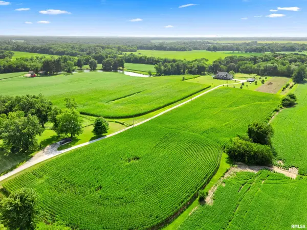 S STONE SCHOOL RD, Trivoli, IL 61569