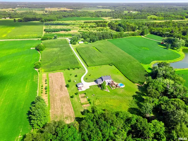 S STONE SCHOOL RD, Trivoli, IL 61569