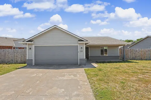 1311 E Maywood, Wichita, KS 67216