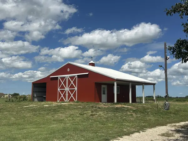 1476 SE Grant Rd, El Dorado, KS 67402