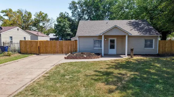 545 W Macarthur, Wichita, KS 67217