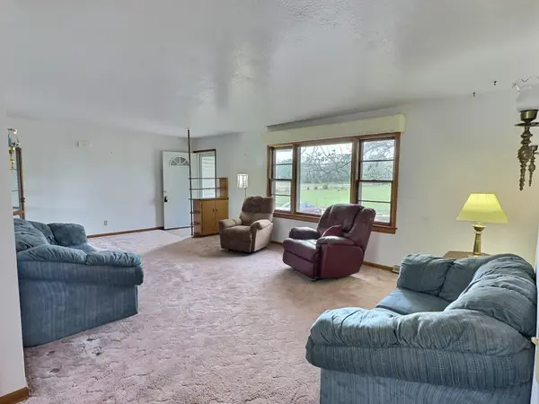 1201 S 1st Street, El Dorado Springs, MO 64744