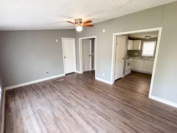 140 Tyler Circle, Hollister, MO 65672