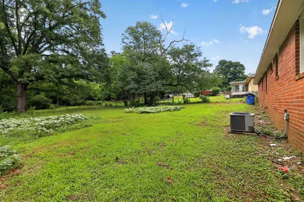 26 State RD, Greenville, SC 29611
