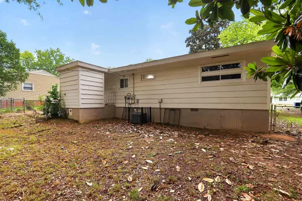 114 1St AVE, Spartanburg, SC 29302