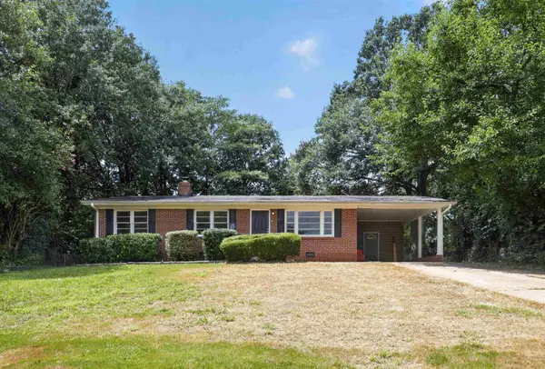 114 Folkstone ST, Greenville, SC 29605