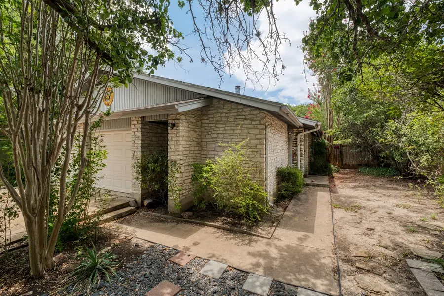 11116 Wandering WAY #B, Austin, TX 78754