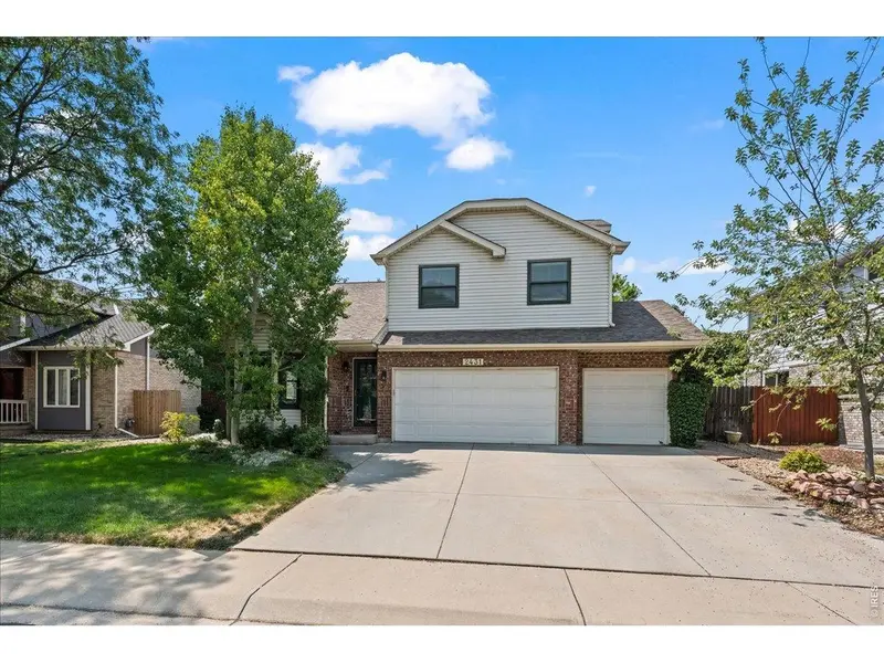 2431 Maplewood, Longmont, CO 80503