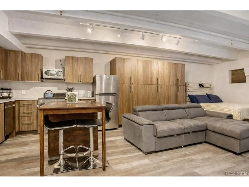 1495 Vrain #419, Denver, CO 80204