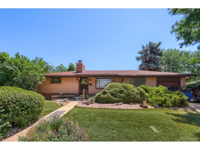 6182 S Crestview, Littleton, CO 80120