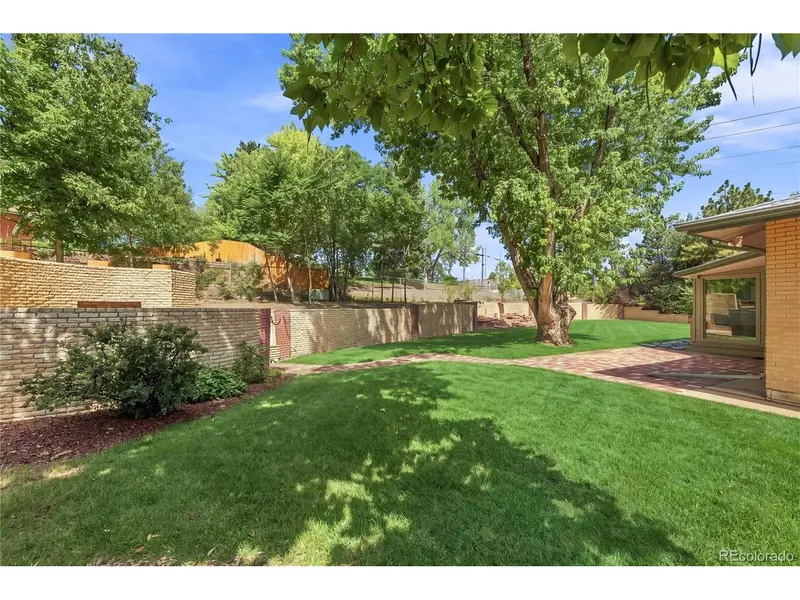 8035 E Jefferson, Denver, CO 80237