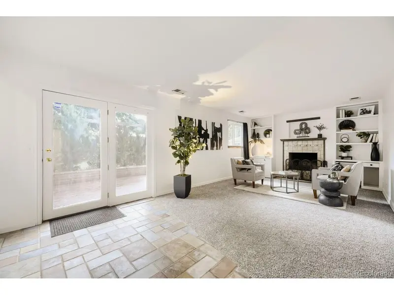 554 S Kittredge, Aurora, CO 80017