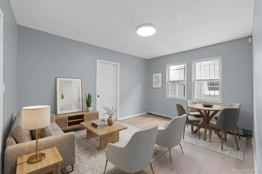 171-38 105 AVE, Jamaica, NY 11433