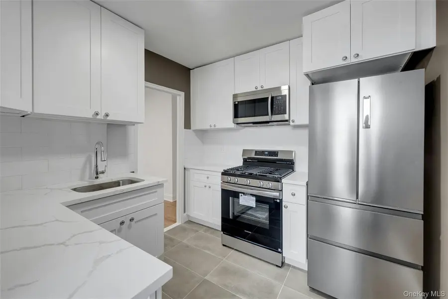5650 Netherland AVE #3C, Bronx, NY 10471