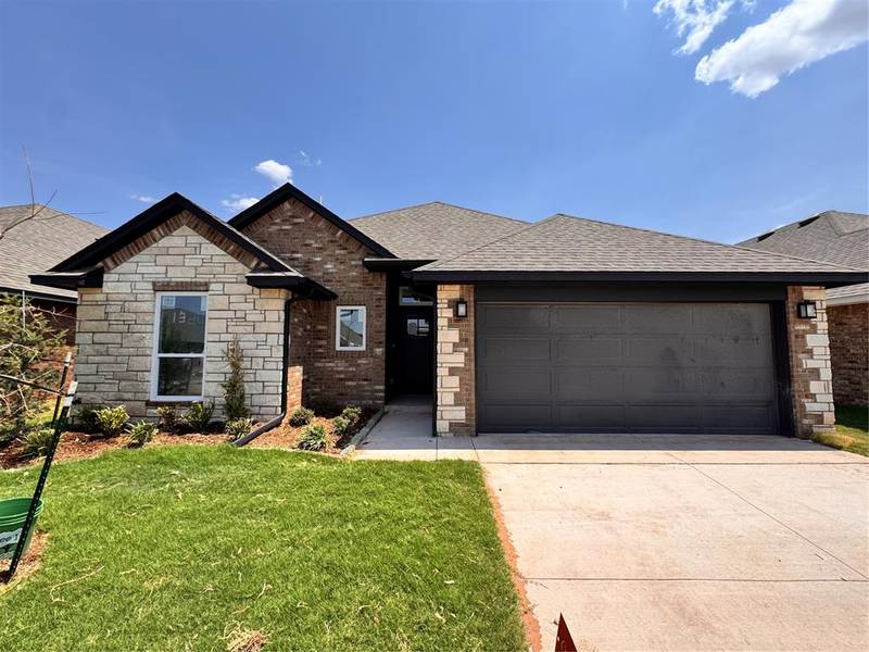 1320 Colonial AVE, Tuttle, OK 73089
