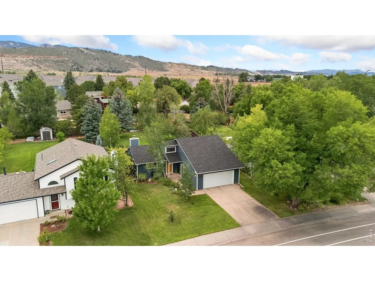 2449 Yorkshire, Fort Collins, CO 80526