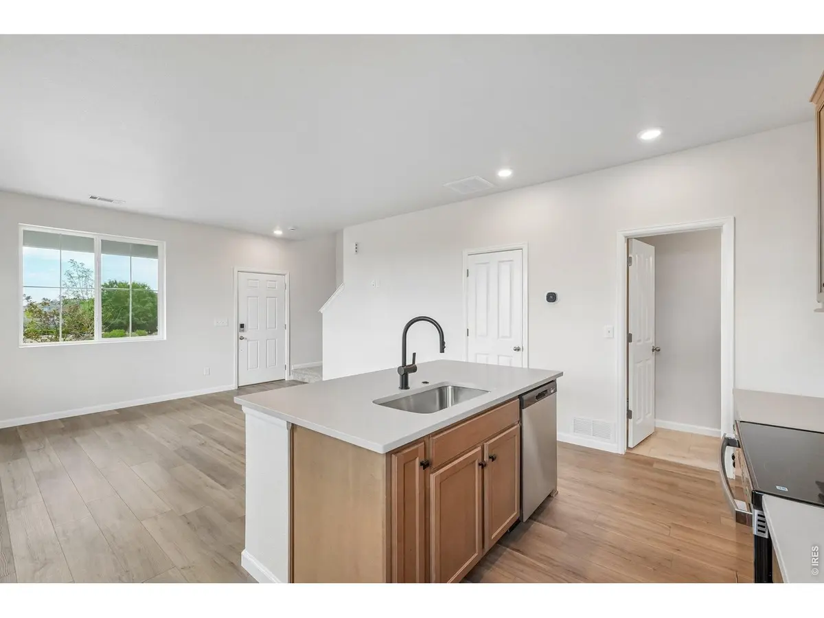 1470 Coral, Longmont, CO 80504