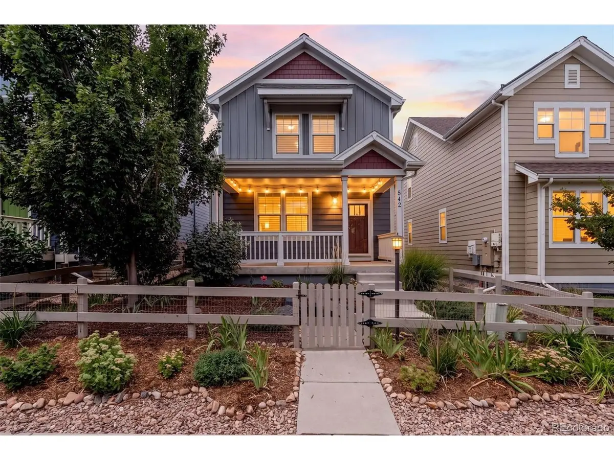 542 Hoyt, Lafayette, CO 80026