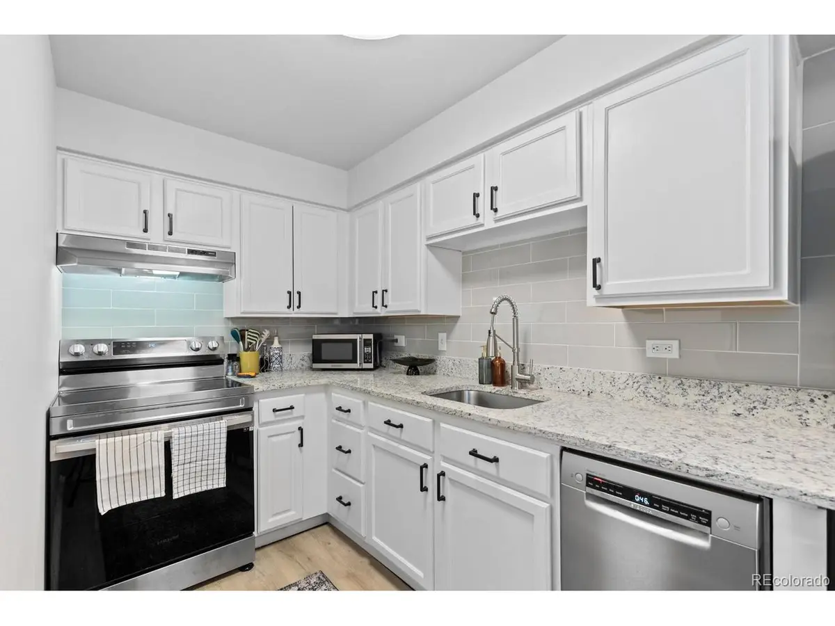 1350 Josephine #203, Denver, CO 80206