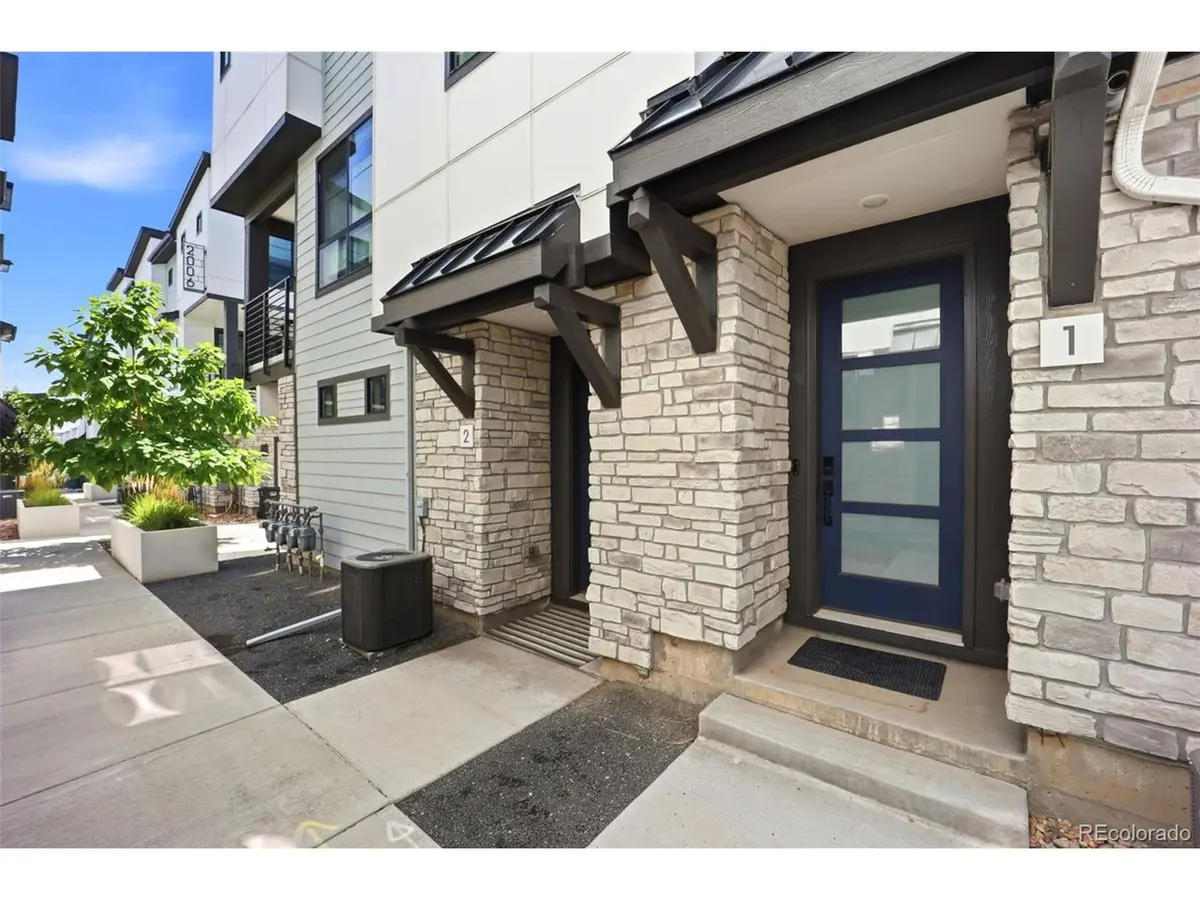2004 S Holly #1, Denver, CO 80222