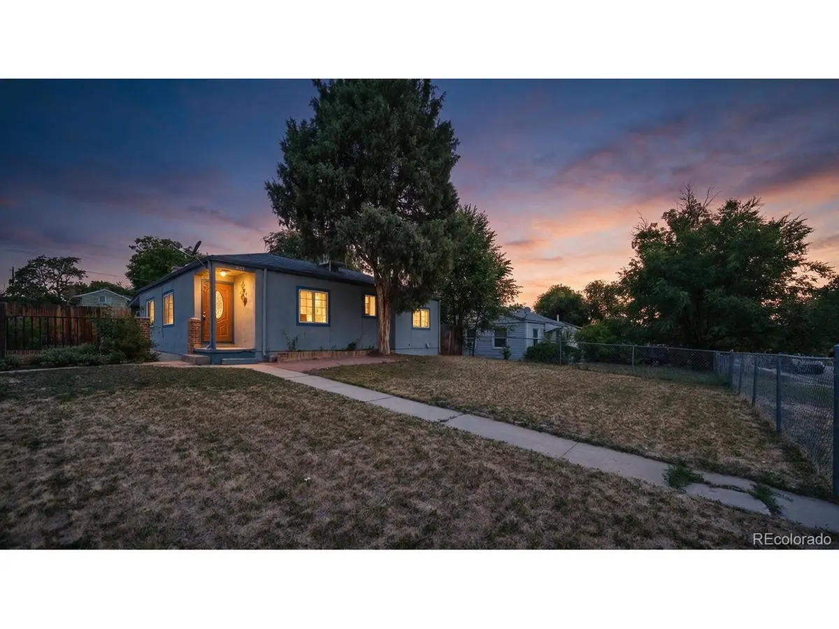 801 Hooker, Denver, CO 80204