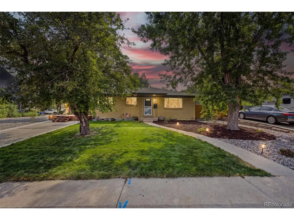 6510 S Cedar, Littleton, CO 80120