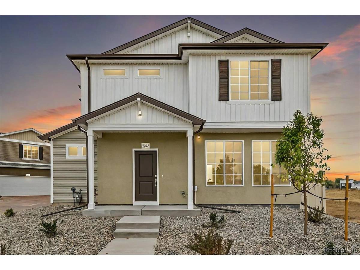 630 Wagon Wheel, Bennett, CO 80102