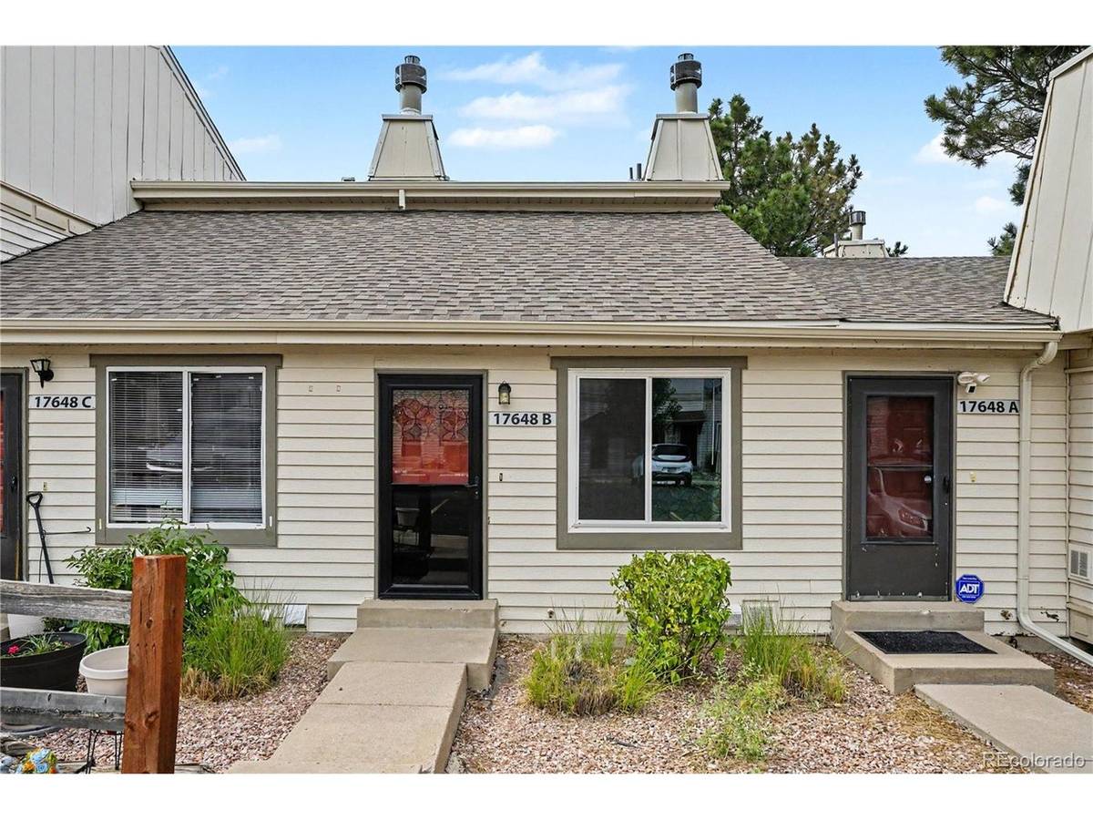 17648 E Loyola #B, Aurora, CO 80013